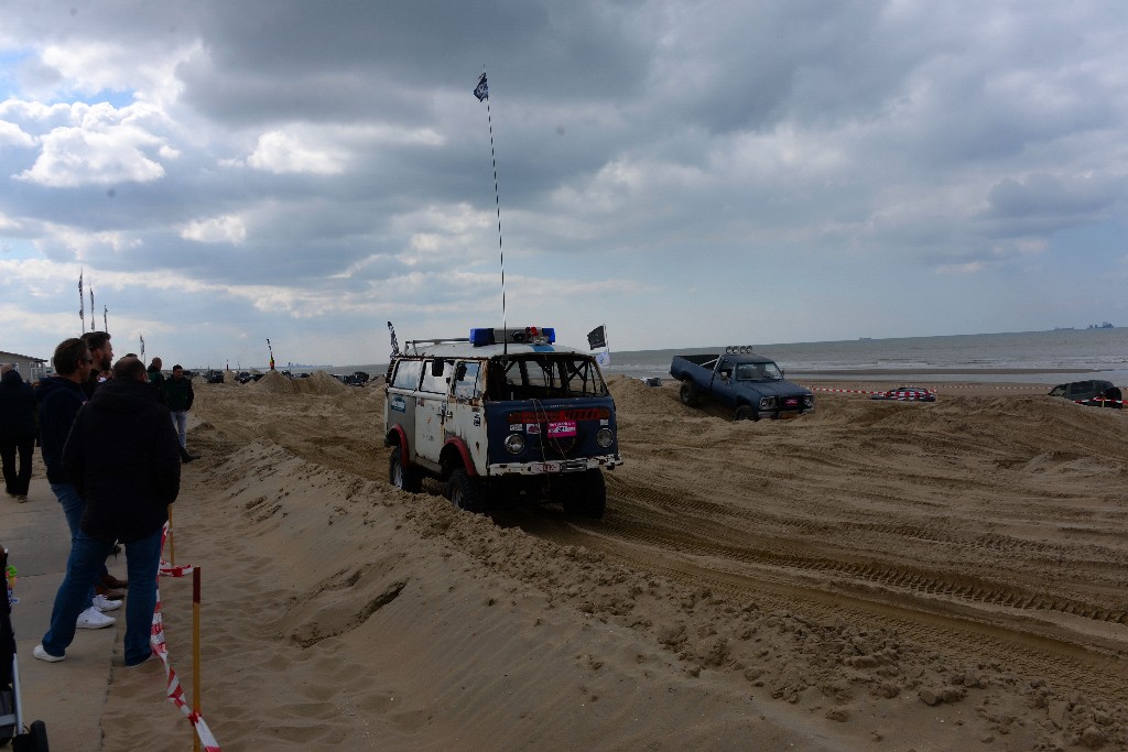 ../Images/4x4 Katwijk 2019 012.jpg